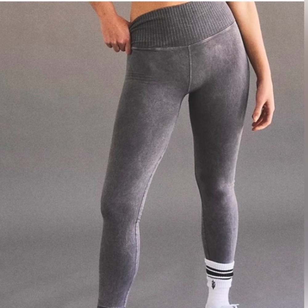 NEW✨FREE PEOPLE MVMT Good Karma High Rise 7/8 Leggings / M/L